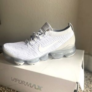 Nike Air VaporMax Flyknit 3 Shoes White Size 6.5